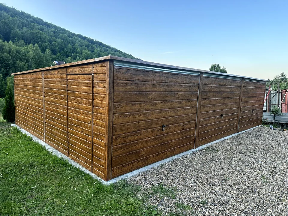 Realizácia ES STAL: plechová garáž u zákazníka, fotografia 13